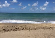 Blind Creek Beach景点图片