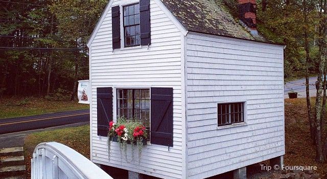 Somesville Historical Museum And Gardens Travel Guidebook Must