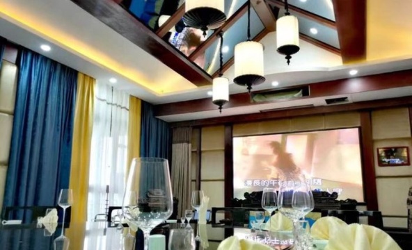 鲁菜根(高铁站店)