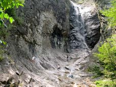 龙井峡瀑布-霍山-在路上的Jorick