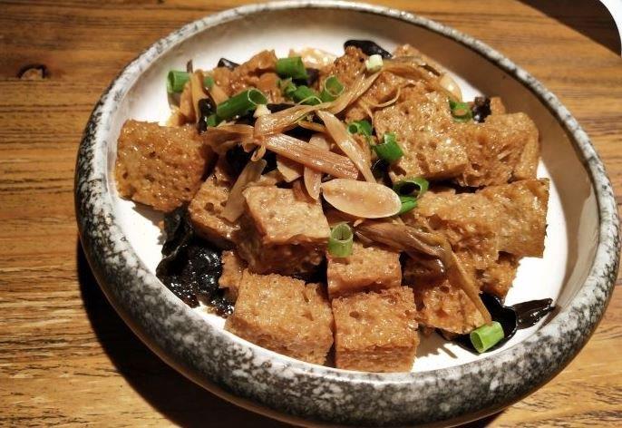 菲乐蝶莊(保利MALL店)