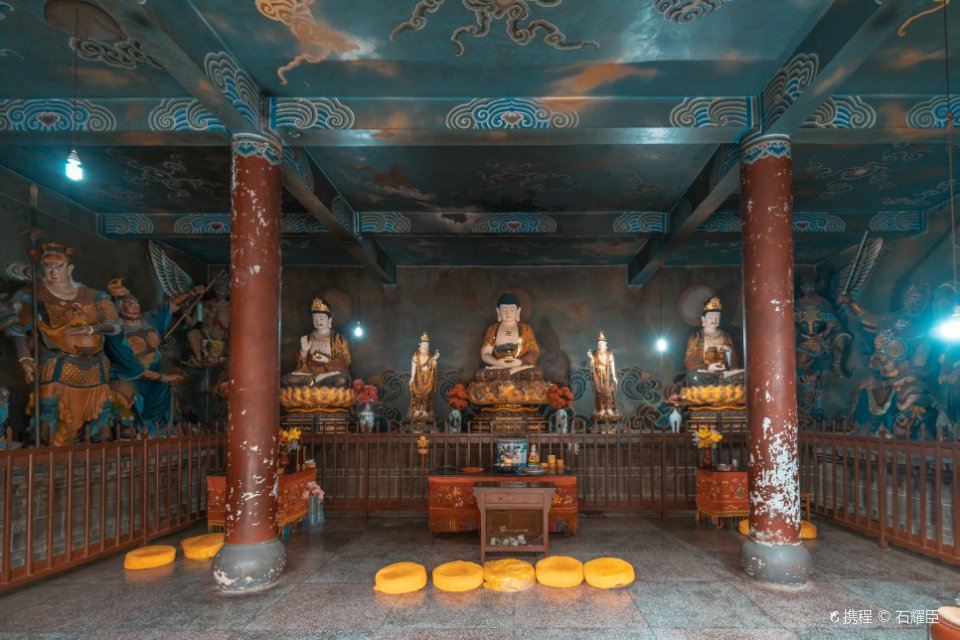 Gallery 2
