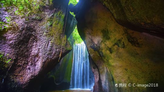 Tukad Cepung Waterfall