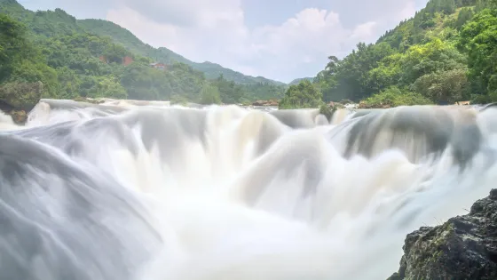 茂蘭國家級自然保護區-青龍瀑