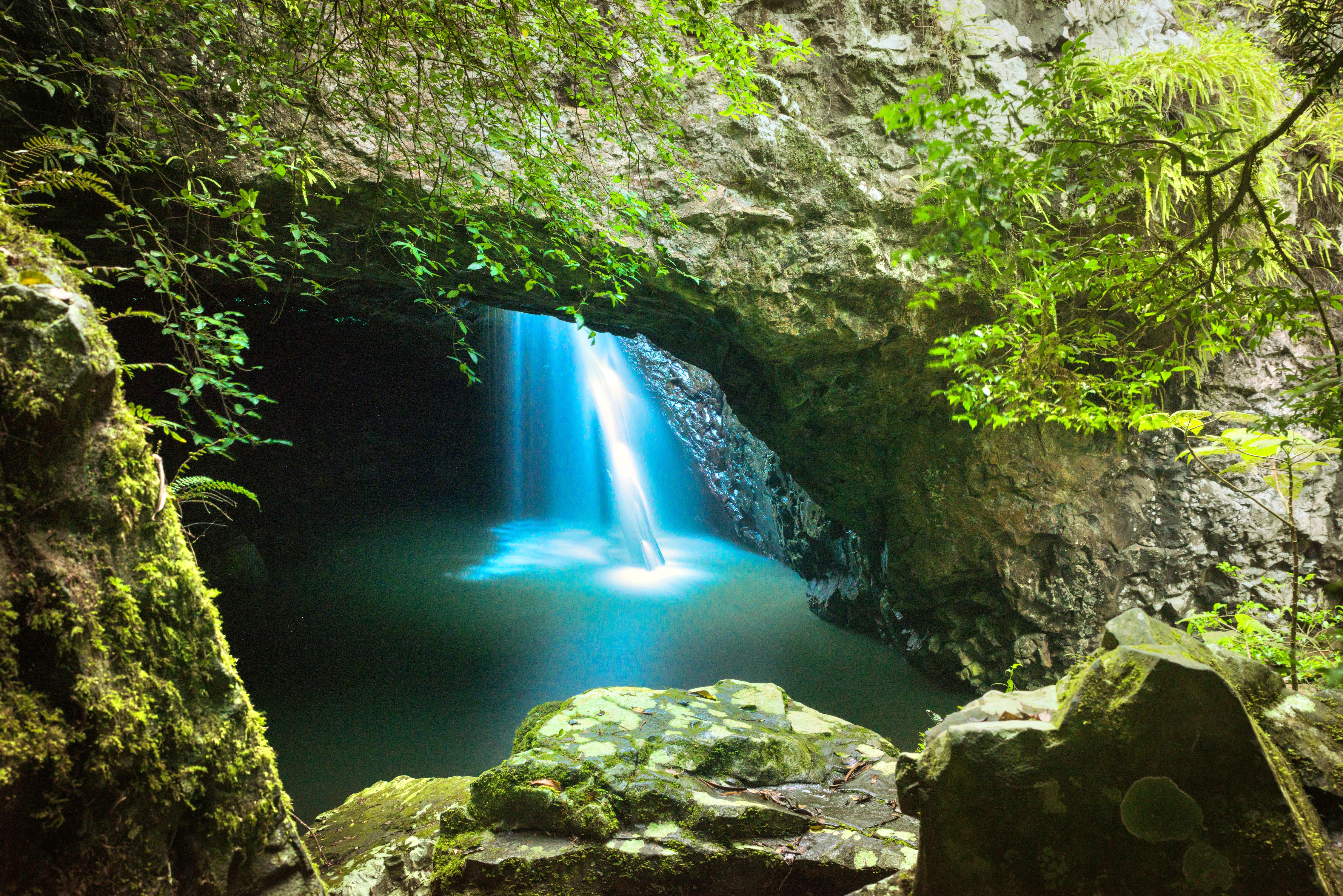 Natural Bridge Springbrook National Park Travel Guidebook Must
