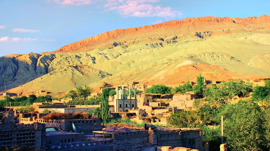 2-Day Turpan & Shanshan Tour: Journey Through Flaming Mountains and Kumtag Desert