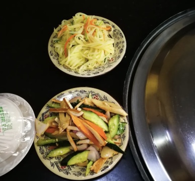 东北农家院铁锅炖餐厅图片