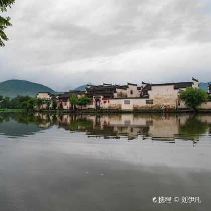 黄山屯溪老街+西递+宏村景区2日1晚跟团游