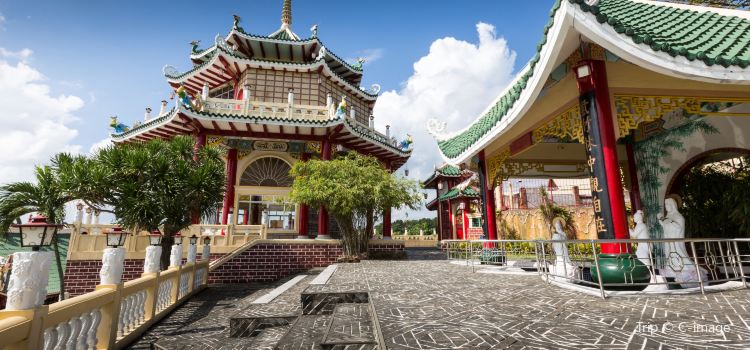Taoist Temple Cebu Tickets Deals Reviews Family - 