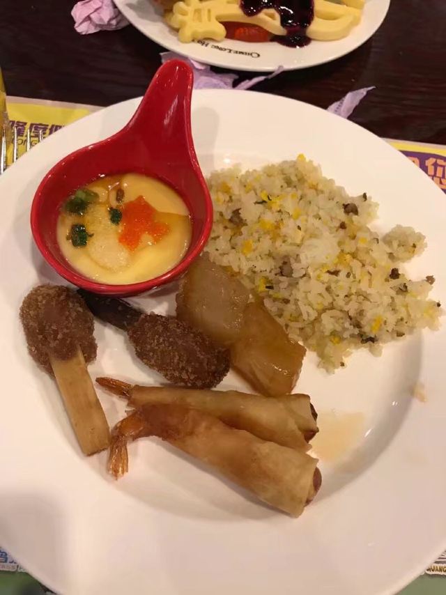 Guangzhou Changlong Hotel Bai Hu Buffet Restaurant