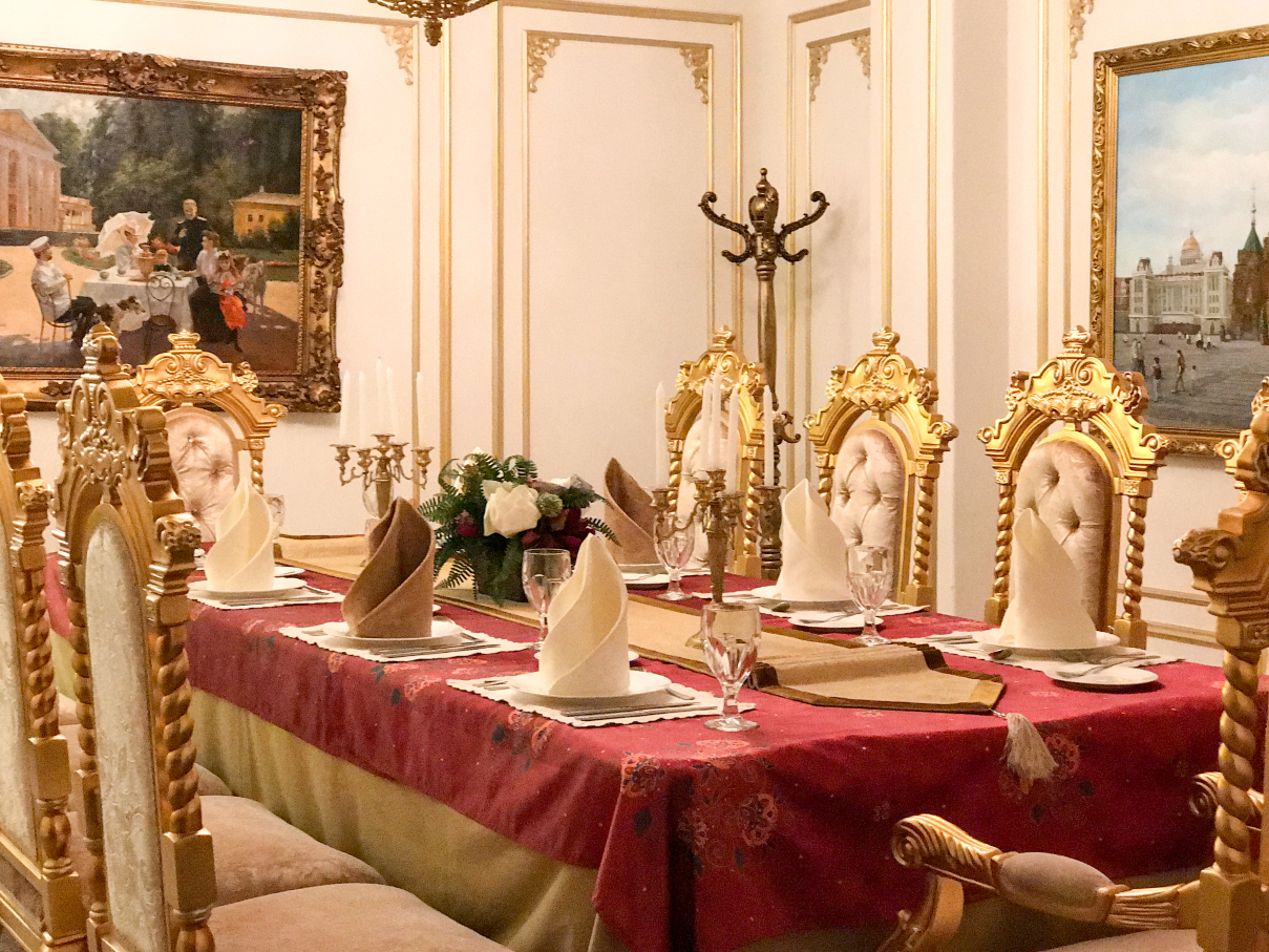 塔道斯西餐厅(中央大街店)