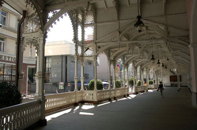 Park Colonnade