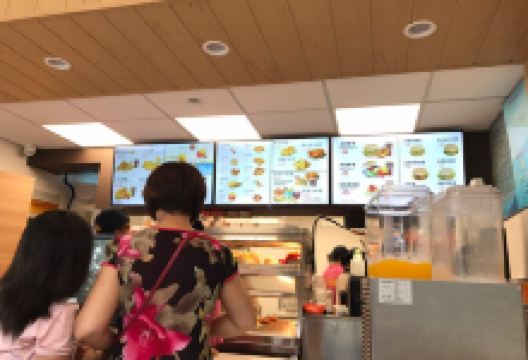 华莱士·全鸡汉堡(幸福小城店)美食图片