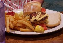 Fins Grill and Icehouse美食图片