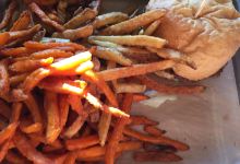 MOOYAH Burgers, Fries & Shakes美食图片