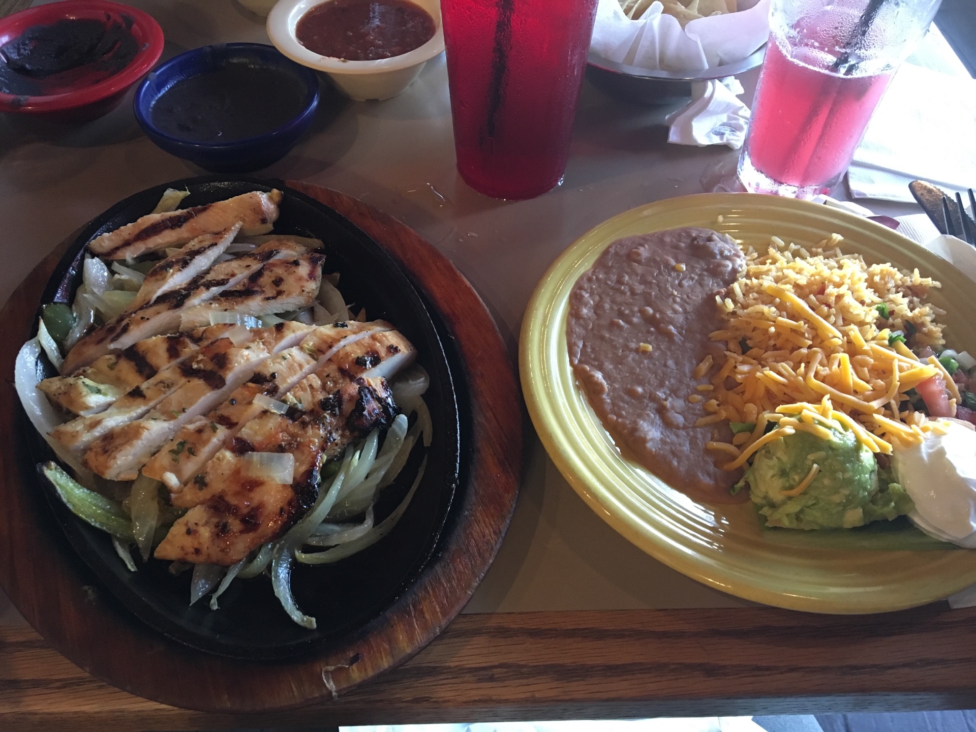 Tio Carlos Mexican Latin Grill餐厅图片