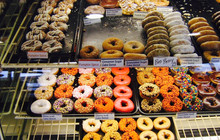 LaMar's Donuts and Coffee餐厅图片