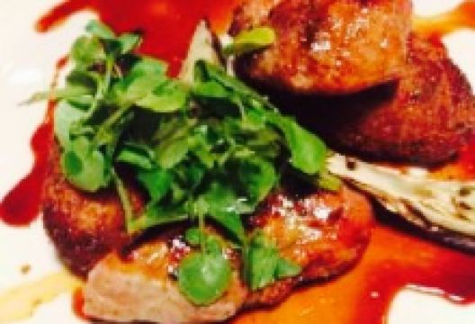 The Bunch of Grapes美食图片