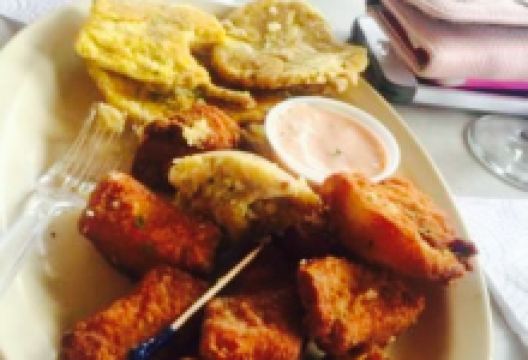 Carlitos Kitchen and Bar美食图片