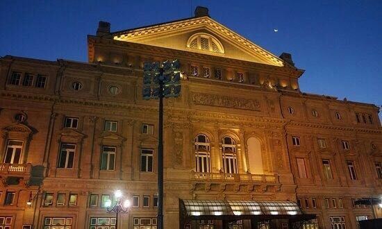 Teatro Colón