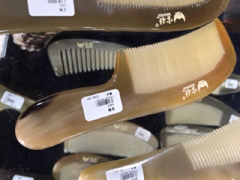 宝锐牛角梳