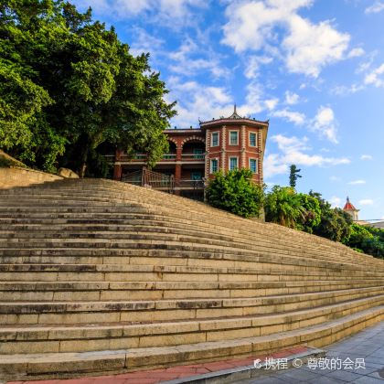 厦门+鼓浪屿+福建土楼+潮州古城6日5晚私家团