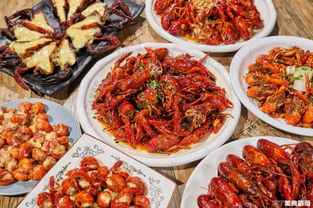 湖北小龍蝦專賣店,榴蓮、芥末30+種口味,吃一個月不重樣!