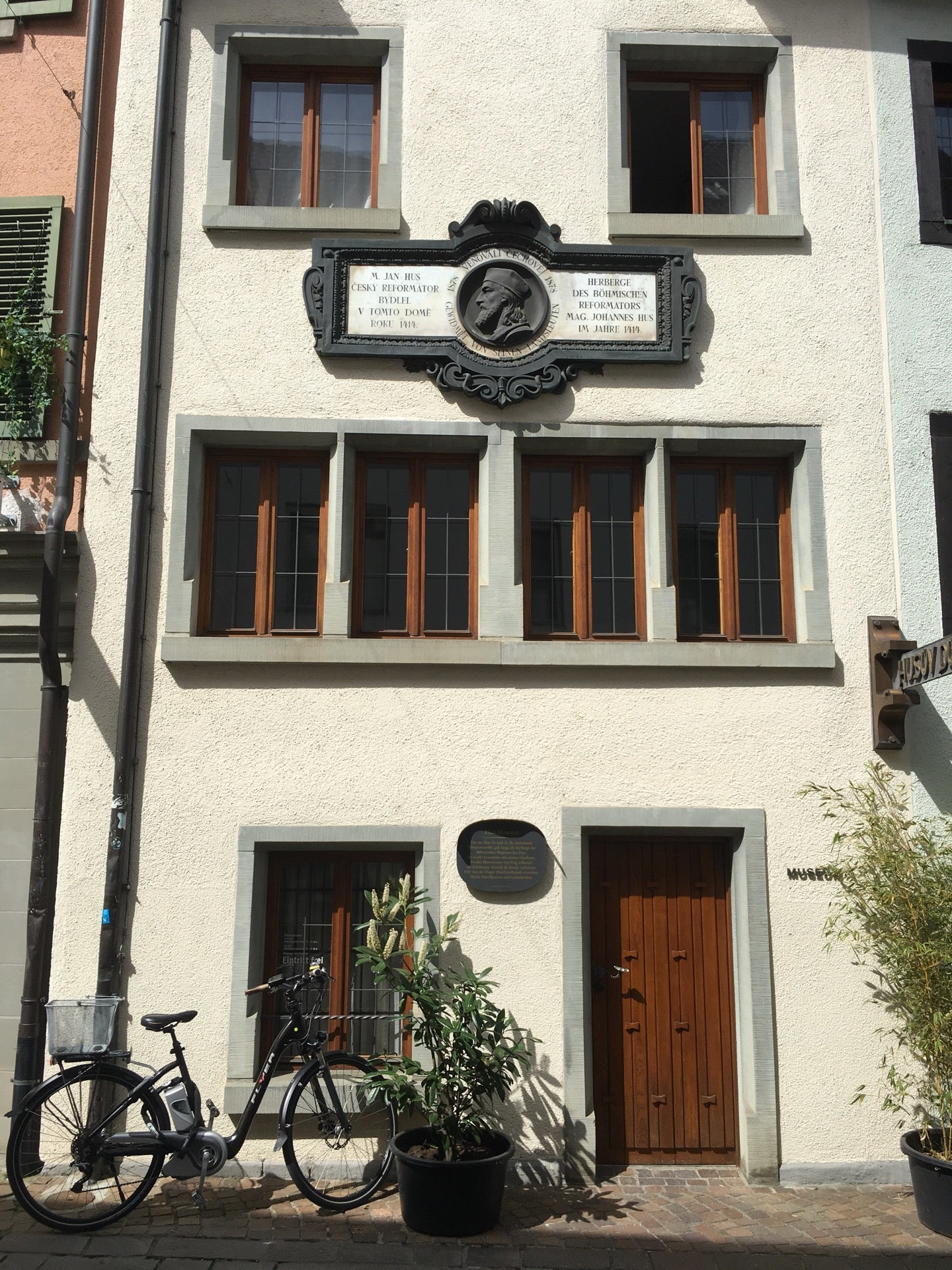 Hus Haus Travel Guidebook Must Visit Attractions In Konstanz