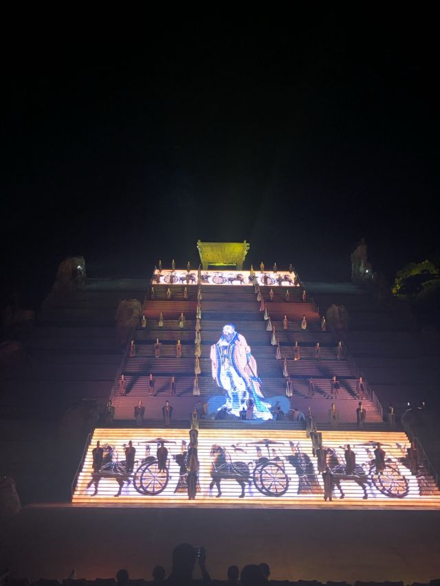 《中華泰山·封禪大典》實景演出