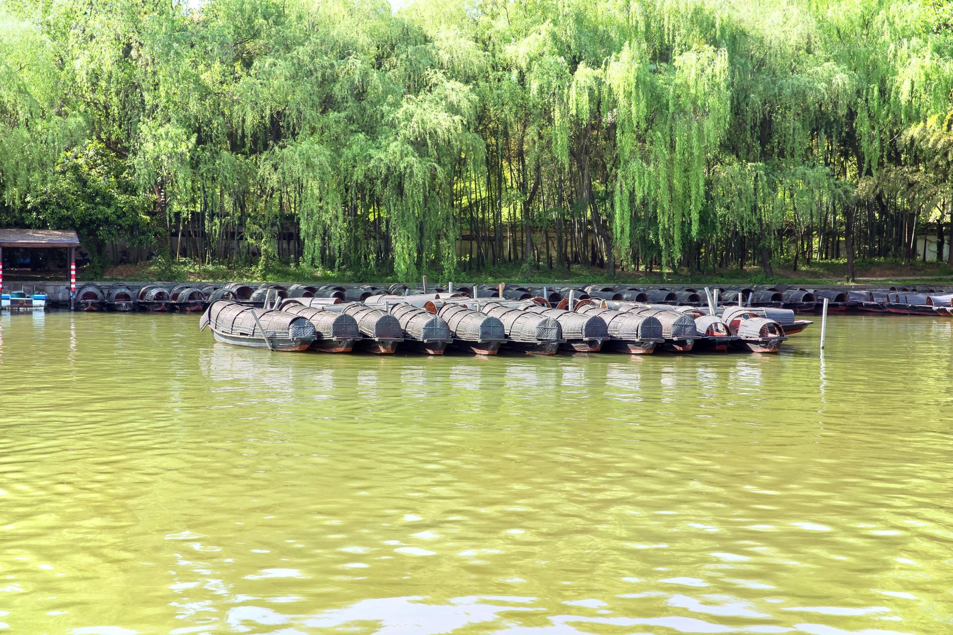 柯岩景区乌篷船观光