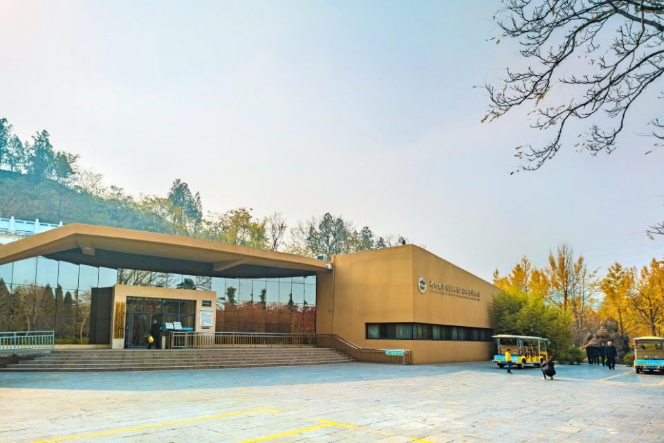 郑州黄河文化公园-地质博物馆