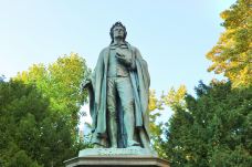 席勒雕像-法兰克福-doris圈圈