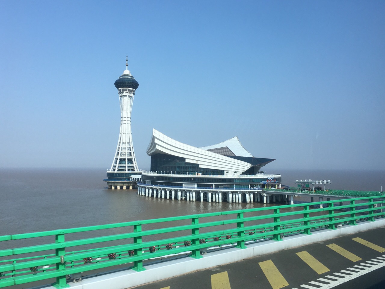 杭州湾跨海大桥，海天一洲