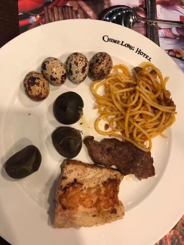 Guangzhou Changlong Hotel Bai Hu Buffet Restaurant