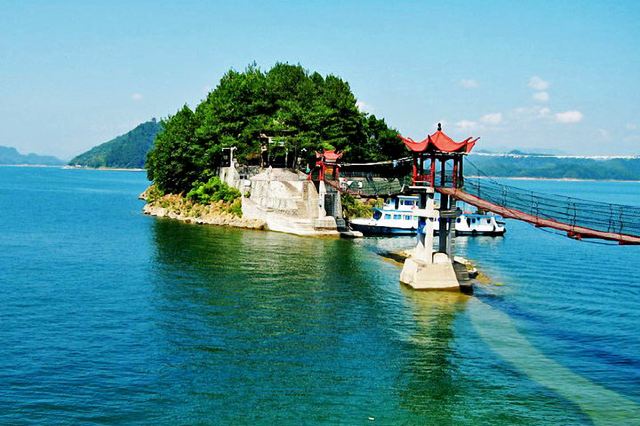 Thousand Island Lake, Central Lake Area