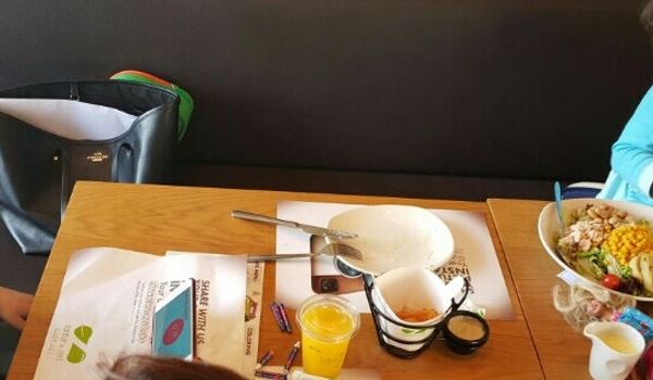 Zaatar W Zeit Reviews Food Drinks In Dubai Dubai Trip Com