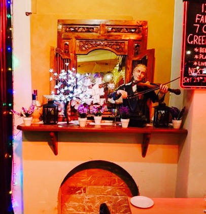 Izzys Restaurant Bar and Grill