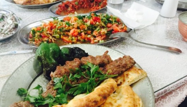 Oz Caki Kebap Salonu
