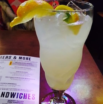 Buffalo Wild Wings餐厅图片