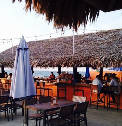 Macabuca Bar & Grill