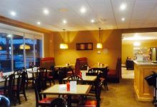 Deer Lake Motel Restaurant美食图片