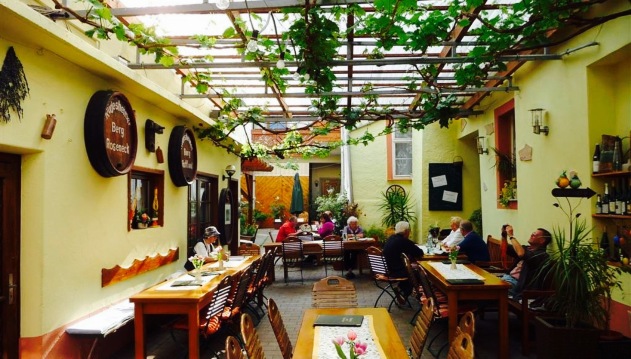 Gutsausschank Weingut Herbert Philipp餐厅图片