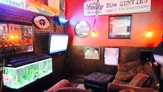 The Roaming Gnome Pub & Eatery