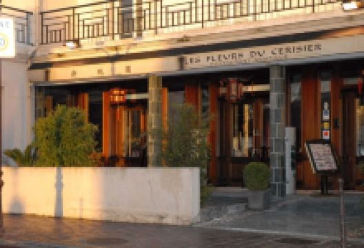 Les Fleurs Du Cerisier美食图片