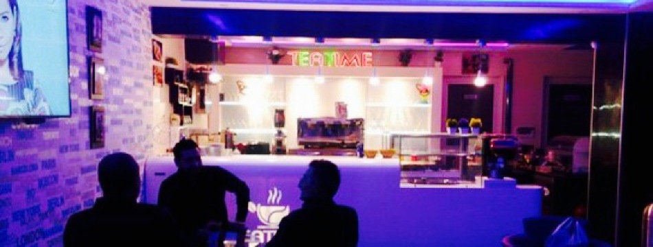 Tea Time Chester Lounge