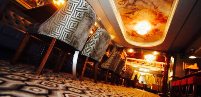 The Corner House Bar & Grill餐厅图片