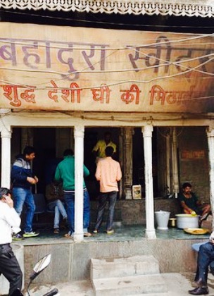 Bahadura Sweets餐厅图片