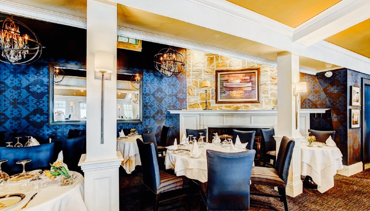 Le Riverain Restaurant