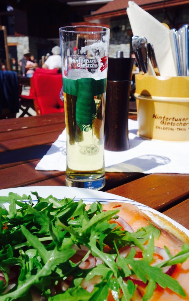 Tuxer Ferner Haus餐厅图片