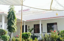 hotel Monarch bharatpur餐厅图片